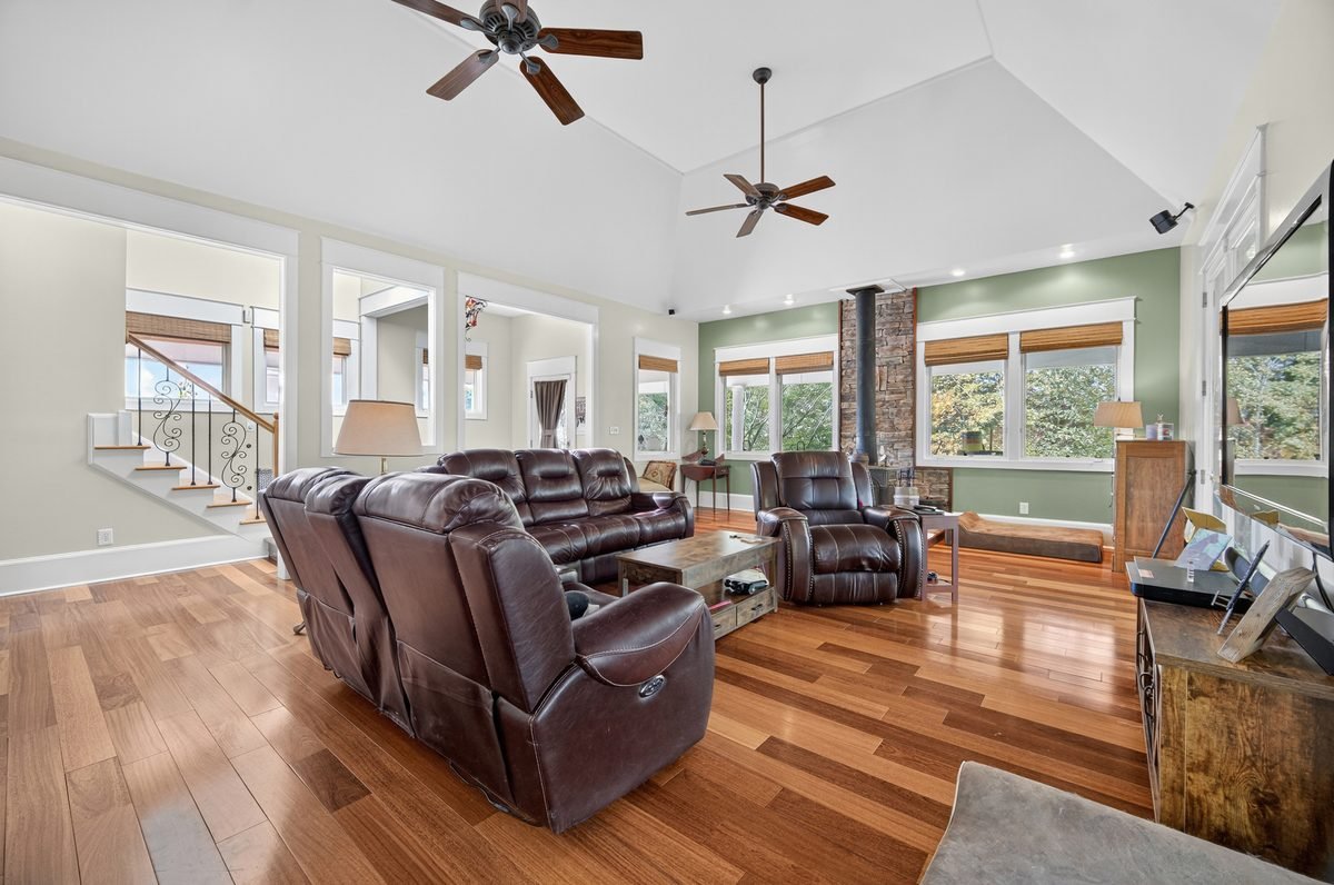 Basic walkthrough video real estate Tennessee