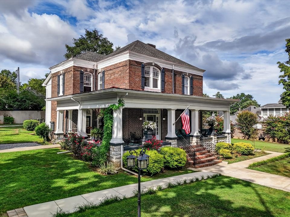 Historic front porch real estate photography