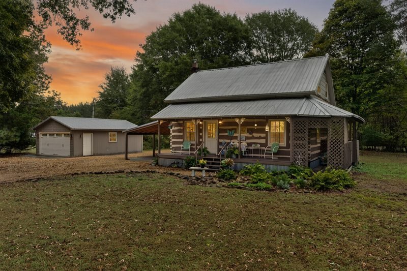Twilight real estate photography service